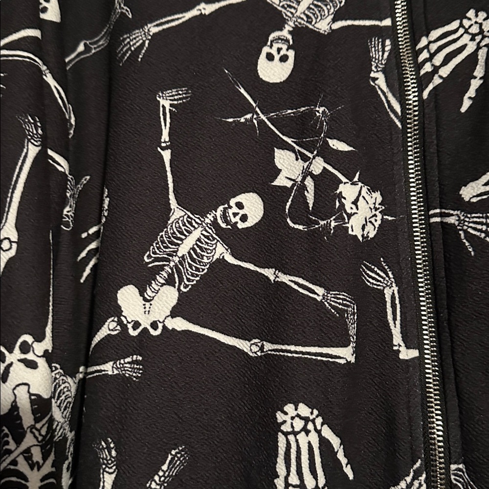 SHEIN Skeleton Light WeightJacket - Picture 2 of 3